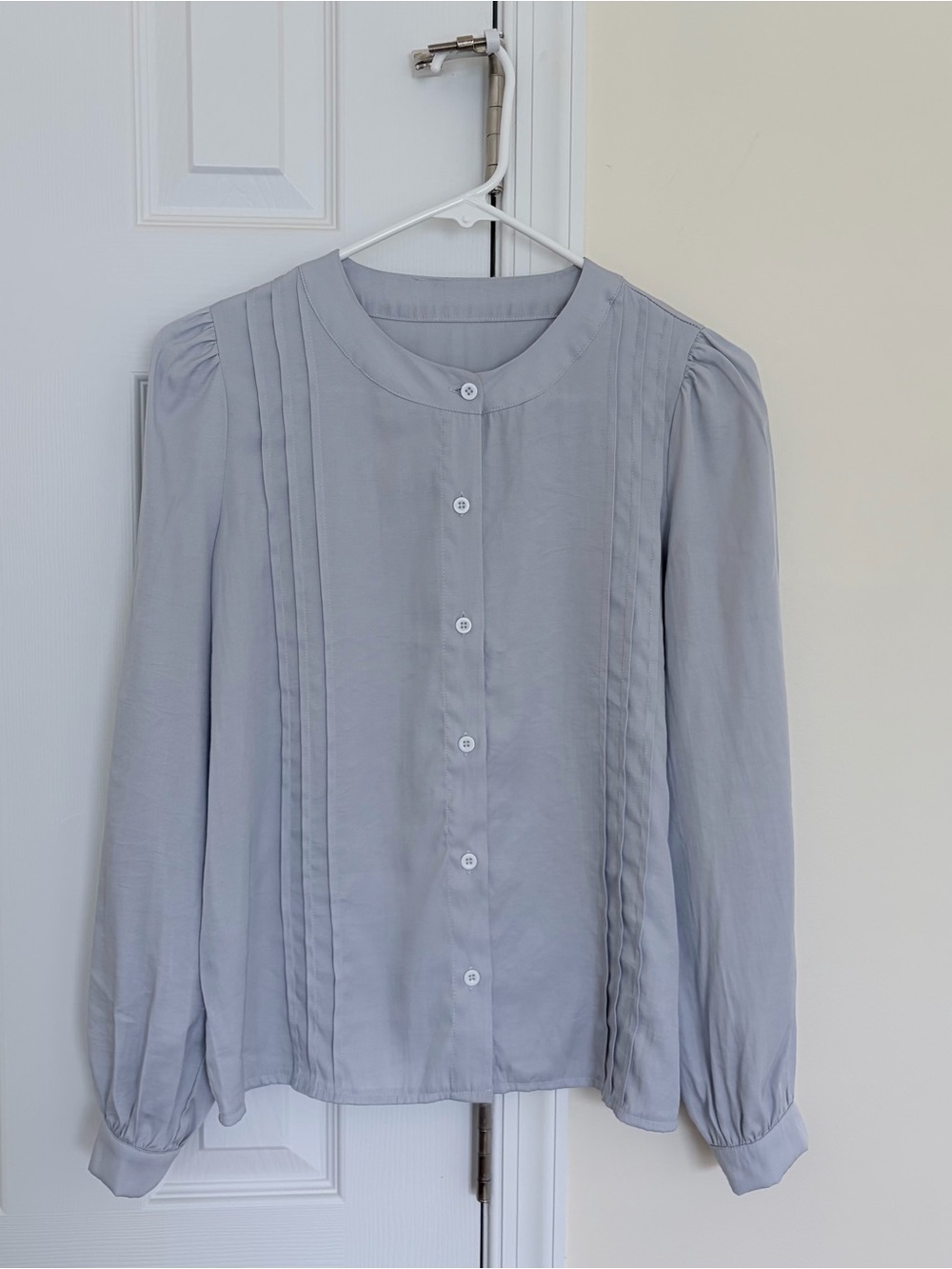 Shein Dazy Classic Light Gray Pleated Button-Front Blouse